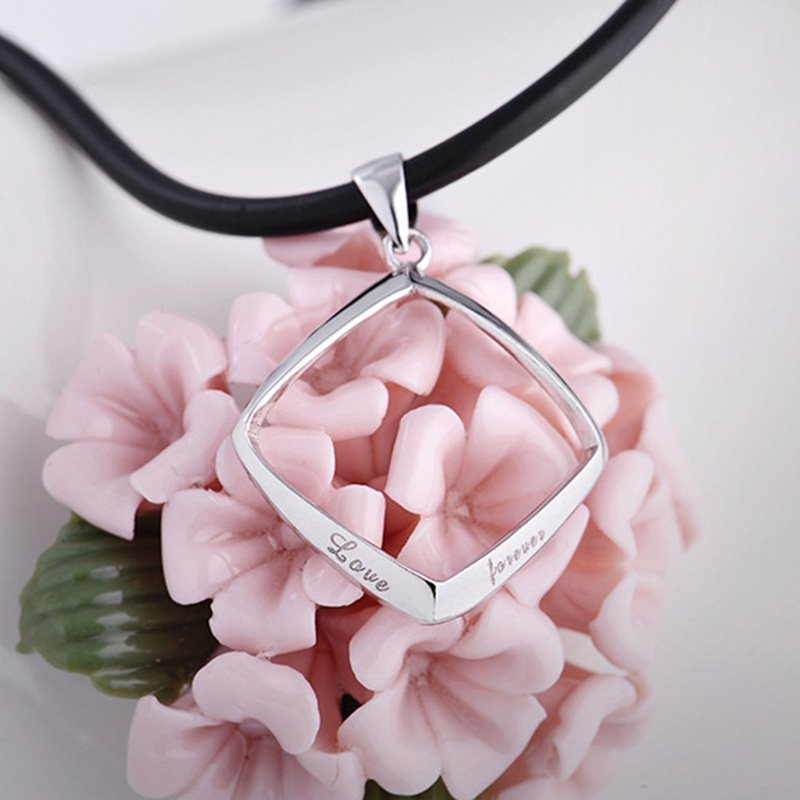 Couple necklaces for men and women creative heart-shaped square pendant with you clavicle chain lettering gift